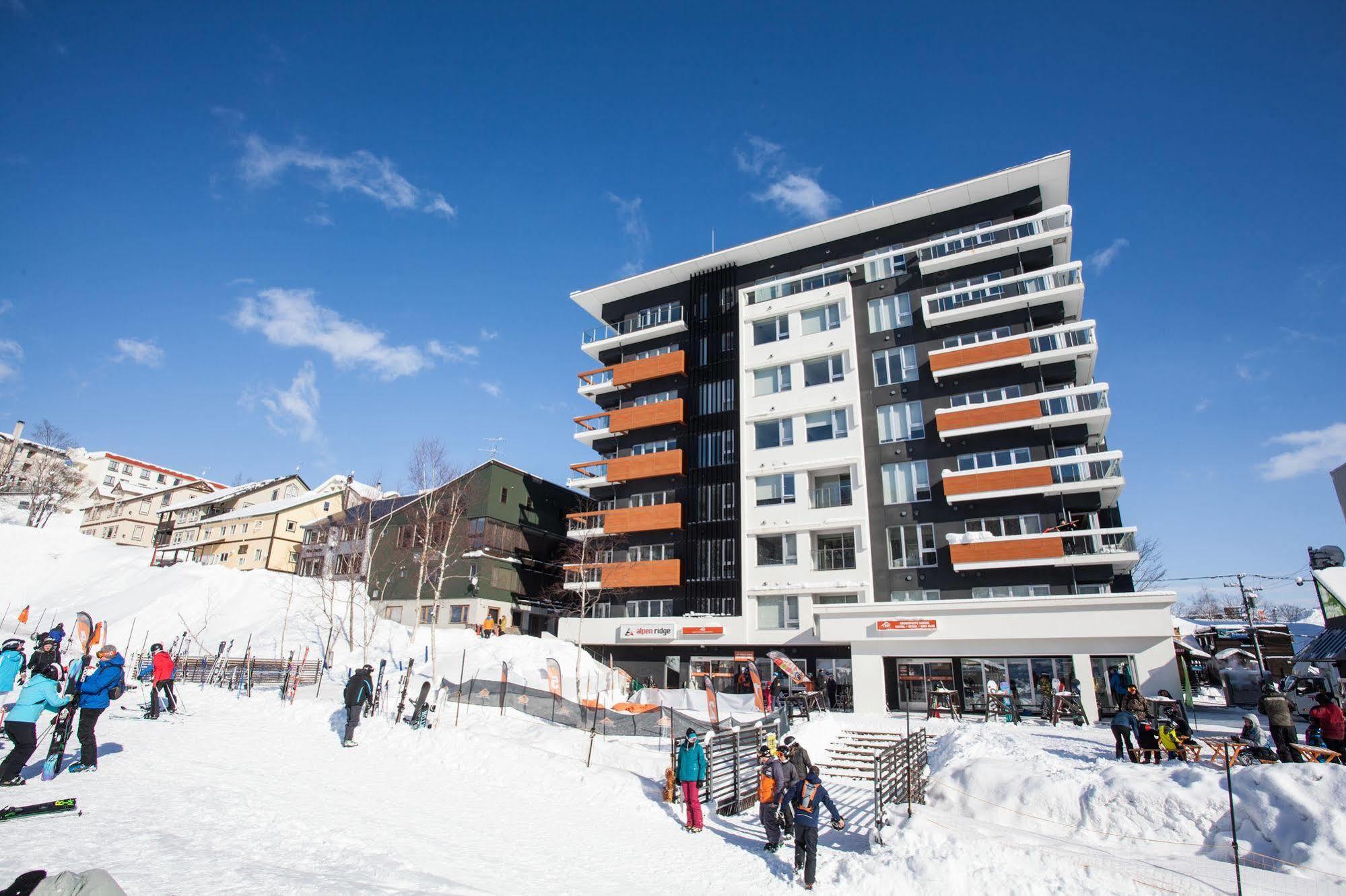Alpen Ridge Apartment Ōmagari Екстериор снимка
